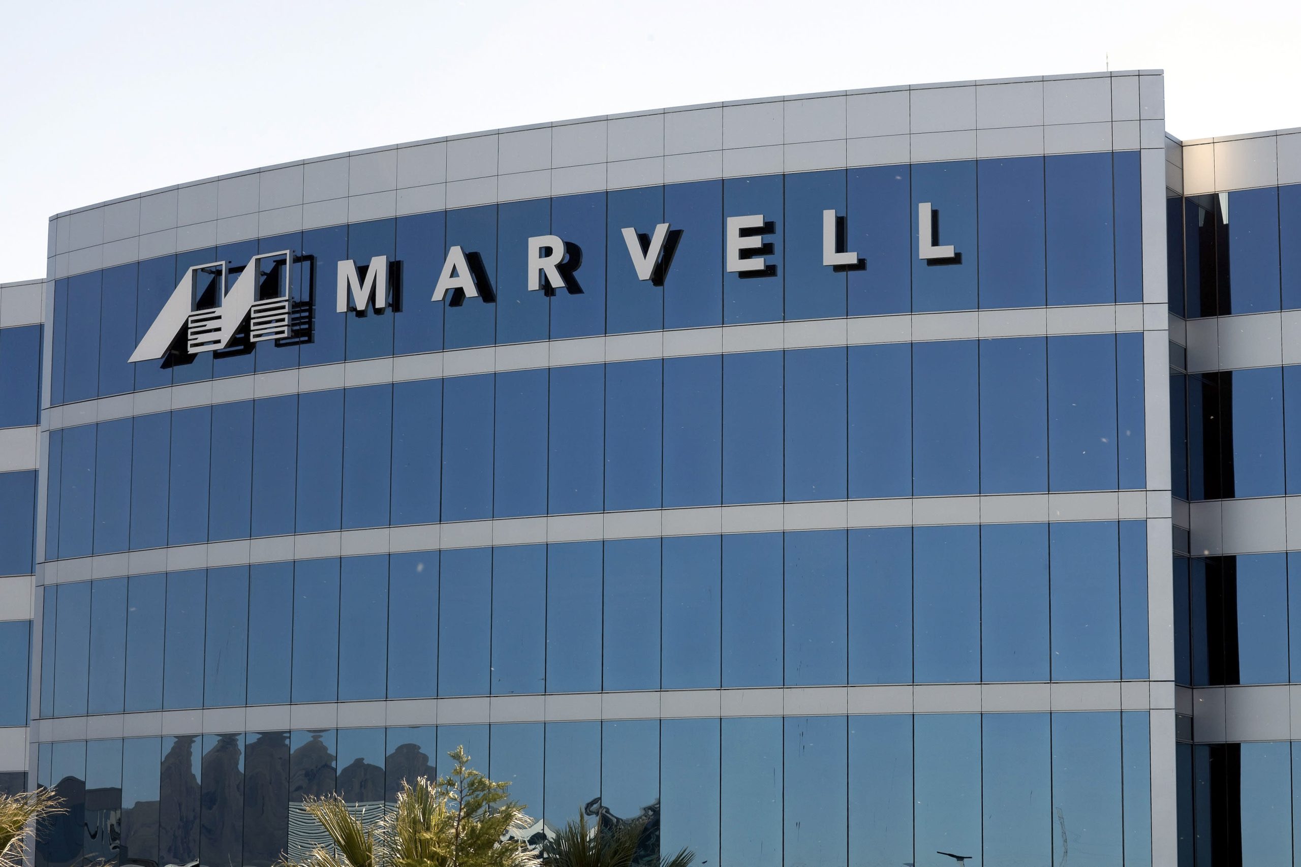 Marvell shares fall as chipmaker forecasts downbeat first-quarter results on weak enterprise demand